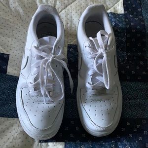 Women’s Size 8 Air Force 1’s
